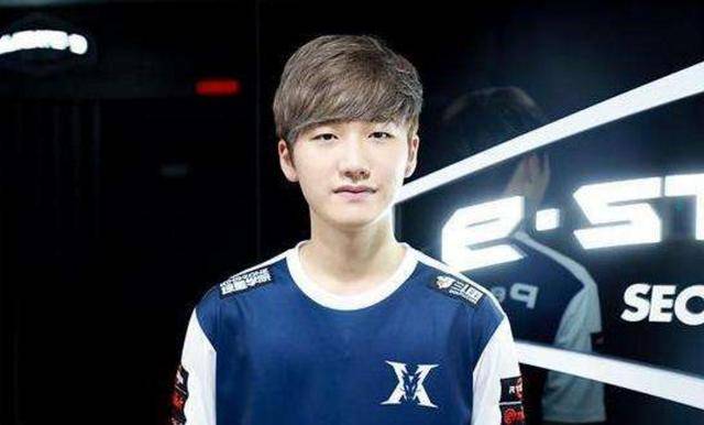 巴萨用一场 巴萨用一场