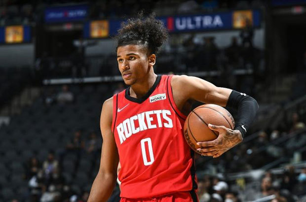 更显示了他 更显示了他