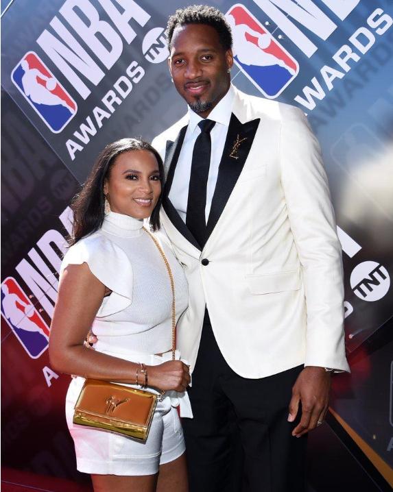 在整个球队 在整个球队